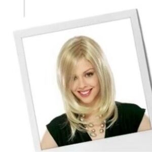 Elegant Blonde Women's Wig